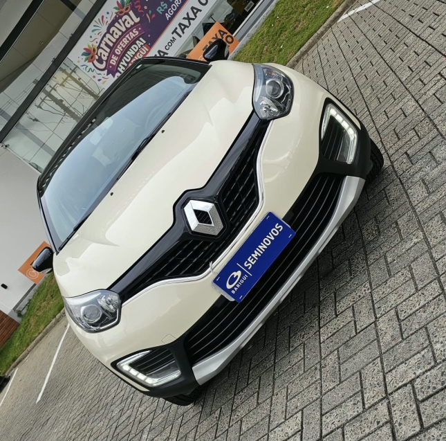 renault captur 1.6 16v sce flex zen x-tronic 4p automatico 20188