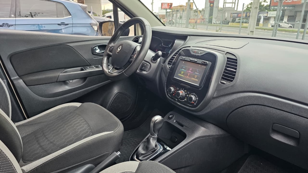 renault captur 1.6 16v sce flex zen x-tronic 4p automatico 201815