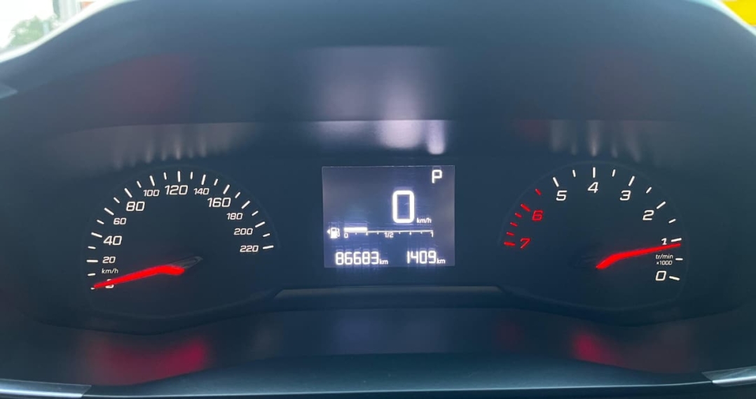 peugeot 208 1.6 16v flex allure at6 4p automatico 202311