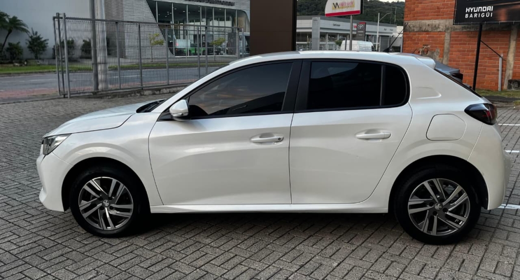 peugeot 208 1.6 16v flex allure at6 4p automatico 20237