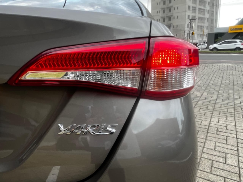 toyota yaris 1.3 16v flex xl live multidrive 1.5 4p automatico 20209