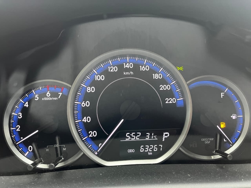 toyota yaris 1.3 16v flex xl live multidrive 1.5 4p automatico 202011