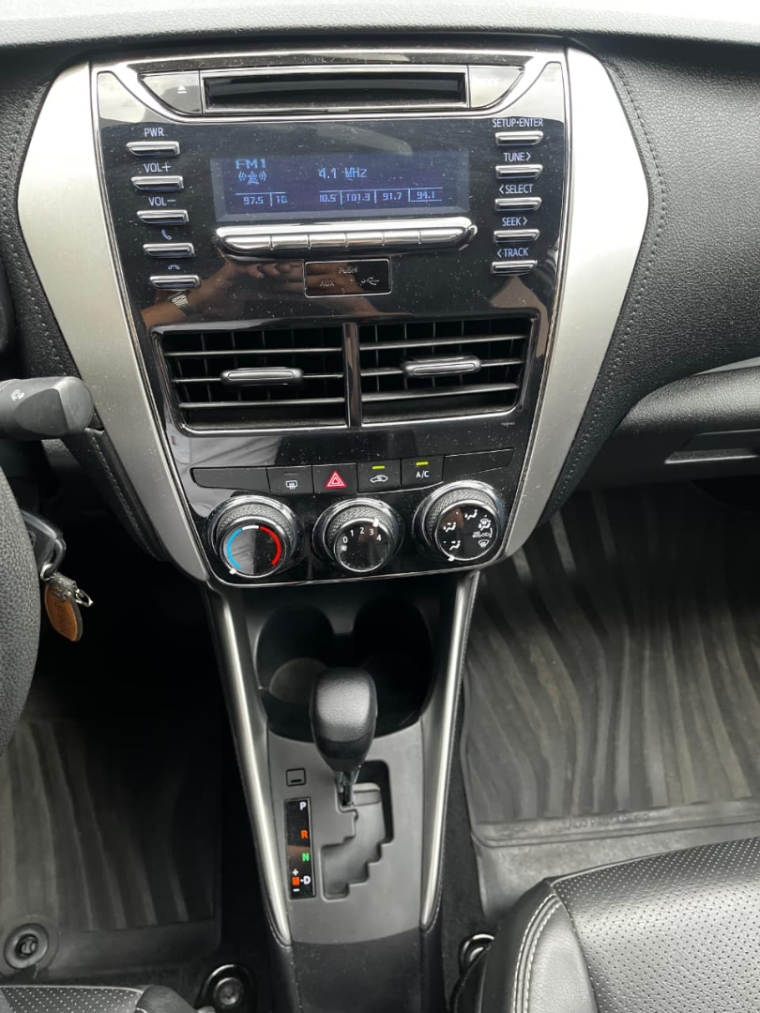 toyota yaris 1.3 16v flex xl live multidrive 1.5 4p automatico 202016