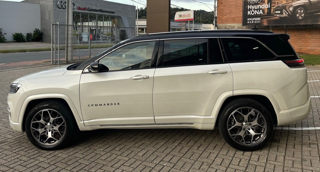 jeep commander 1.3 t270 turbo flex overland at6 4p automatico 20237