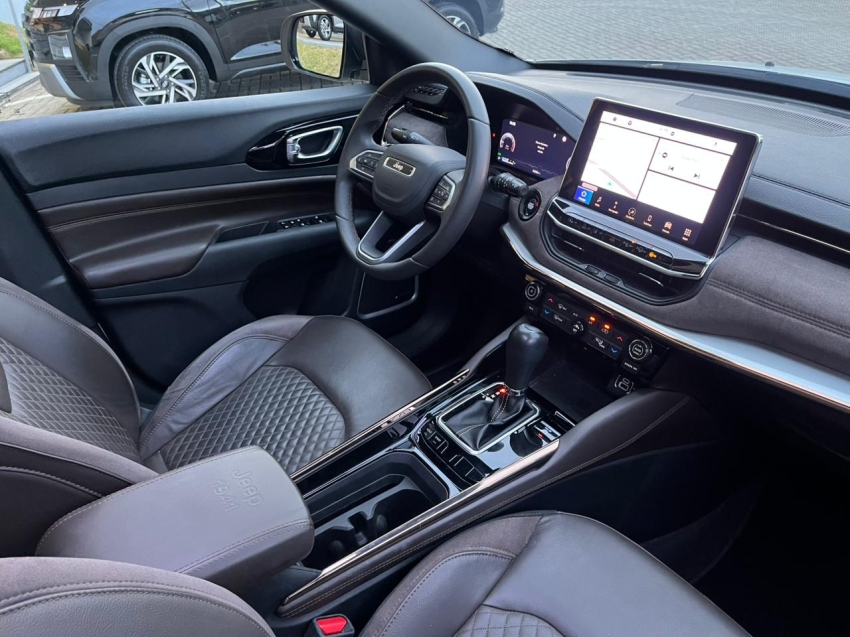 jeep commander 1.3 t270 turbo flex overland at6 4p automatico 202316