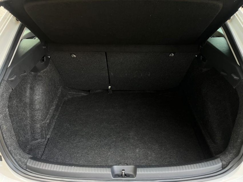 volkswagen nivus 1.0 200 tsi total flex comfortline automatico 4p 202319