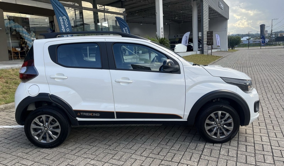 fiat mobi 1.0 evo flex trekking manual 4p 20243