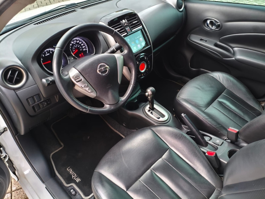 nissan versa 1.6 16v flexstart unique 4p xtronic flex automatico 201715