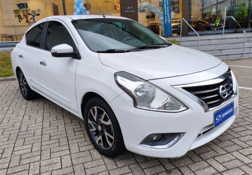 nissan versa 1.6 16v flexstart unique 4p xtronic flex automatico 20172