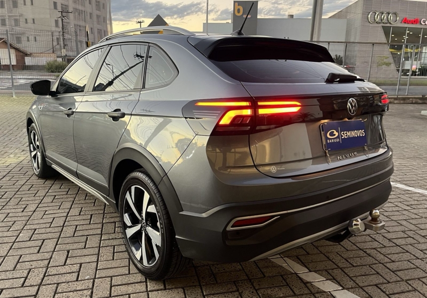 volkswagen nivus 1.0 200 tsi total flex highline automatico 4p 20246
