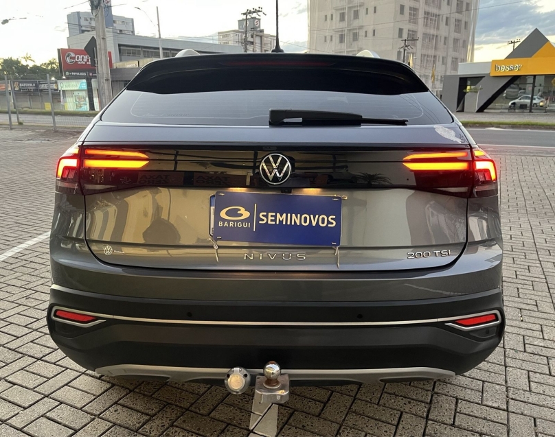 volkswagen nivus 1.0 200 tsi total flex highline automatico 4p 20245