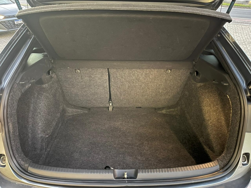 volkswagen nivus 1.0 200 tsi total flex highline automatico 4p 202419