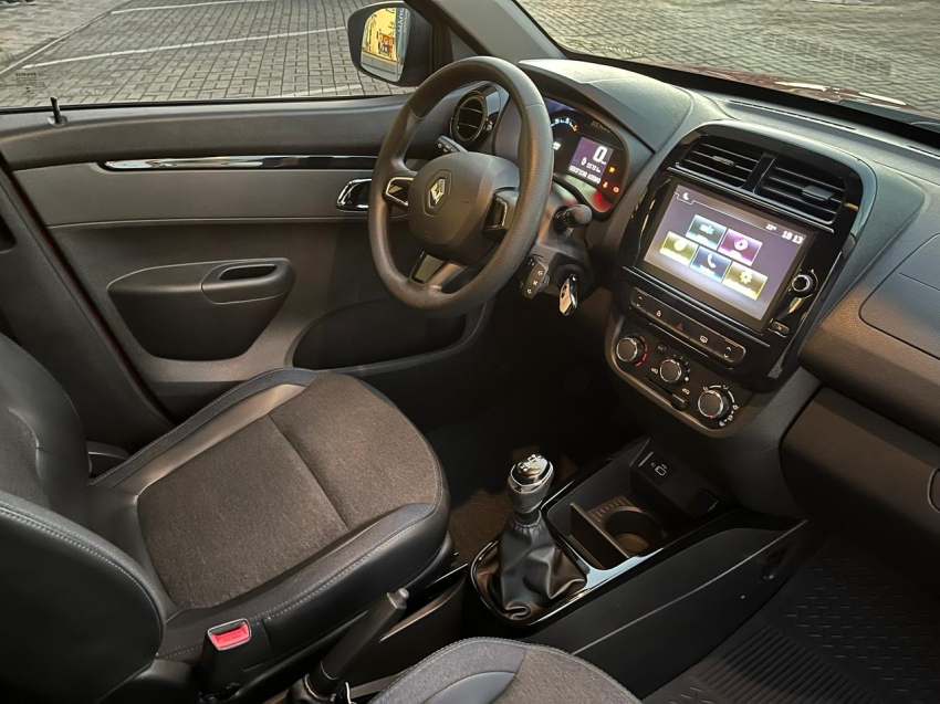 renault kwid 1.0 12v sce flex intense manual 4p 202313