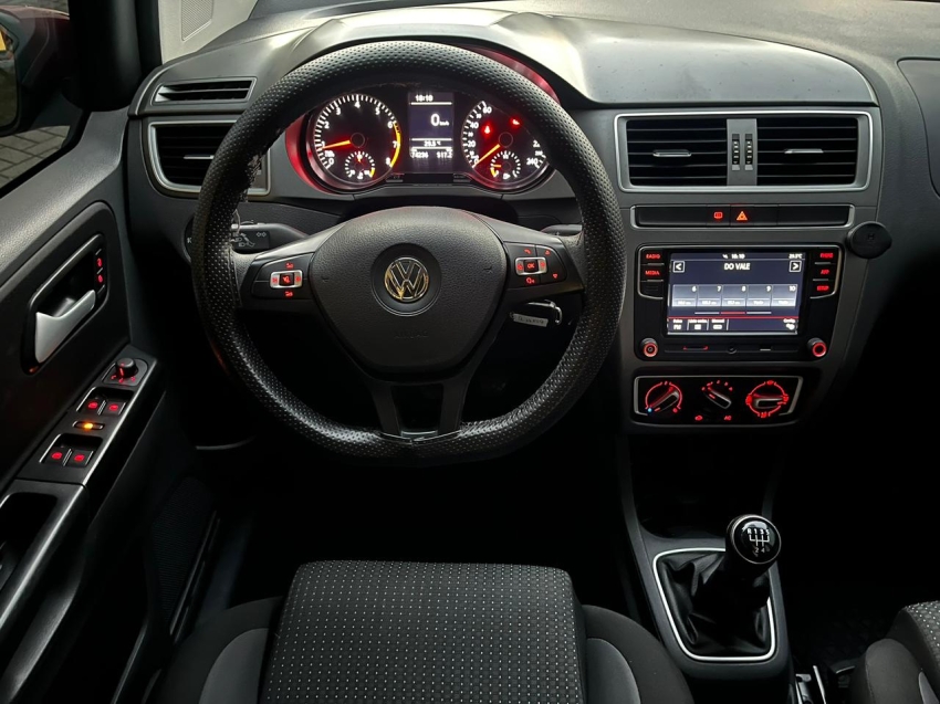 volkswagen fox 1.6 msi total flex connect 4p manual 202014