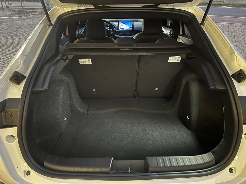 fiat fastback 1.0 turbo 200 flex impetus cvt 4p automatico 202319