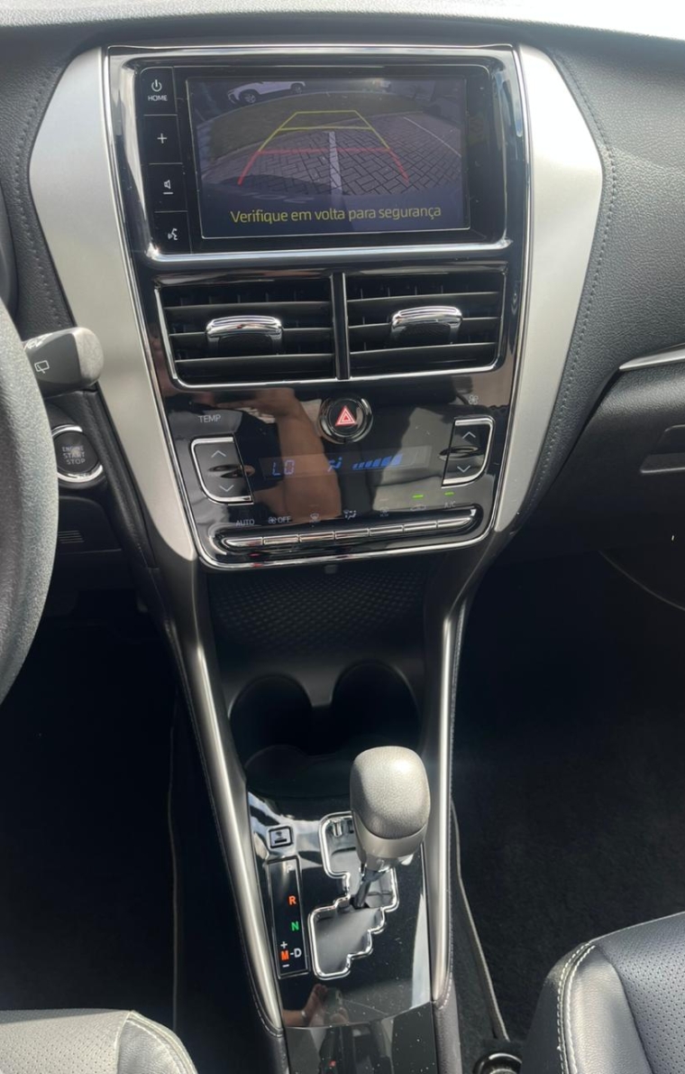 toyota yaris 1.5 16v flex x way multidrive 4p automatico 202017