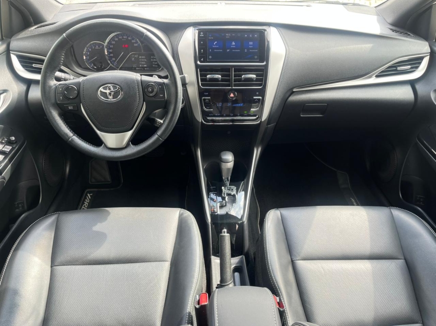 toyota yaris 1.5 16v flex x way multidrive 4p automatico 202013
