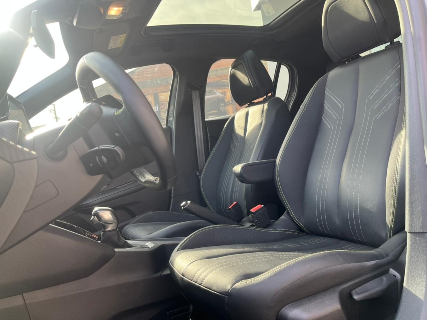 peugeot 208 1.0 turbo 200 flex gt cvt 4p automatico 202511