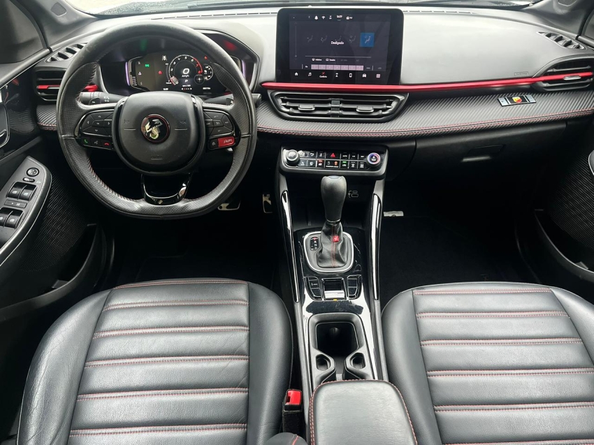 fiat fastback 1.3 turbo 270 flex abarth at6 4p automatico 202413