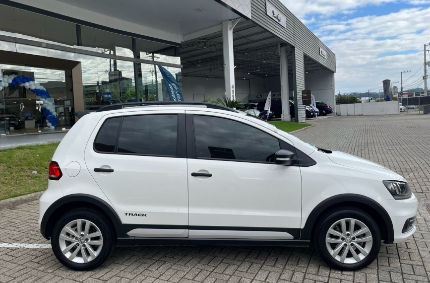 volkswagen fox 1.0 mpi track 12v flex 4p manual 20173