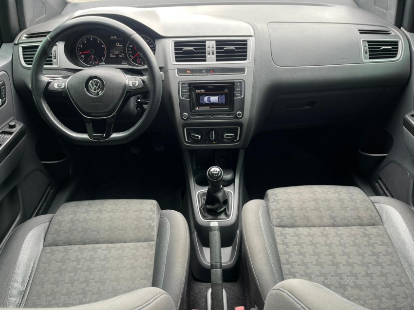 volkswagen fox 1.0 mpi track 12v flex 4p manual 201713