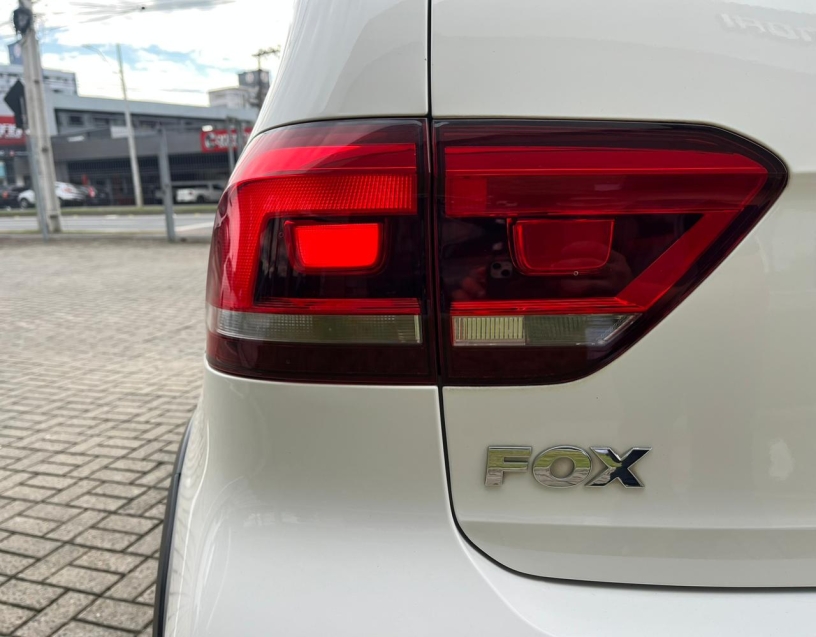 volkswagen fox 1.0 mpi track 12v flex 4p manual 20179