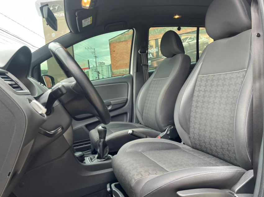 volkswagen fox 1.0 mpi track 12v flex 4p manual 201711
