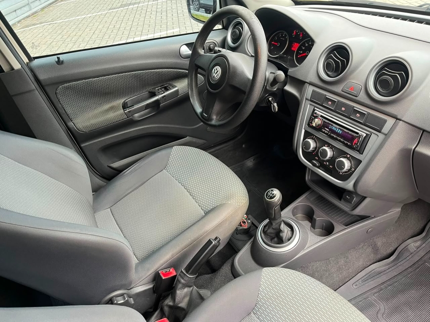volkswagen gol 1.0 mi 8v flex 4p manual g.v 201215