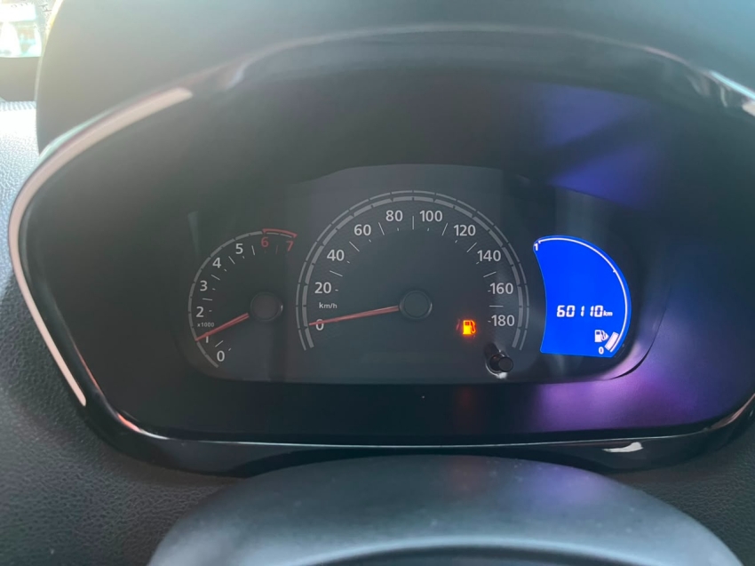 renault kwid 1.0 12v sce flex intense manual 4p 201811