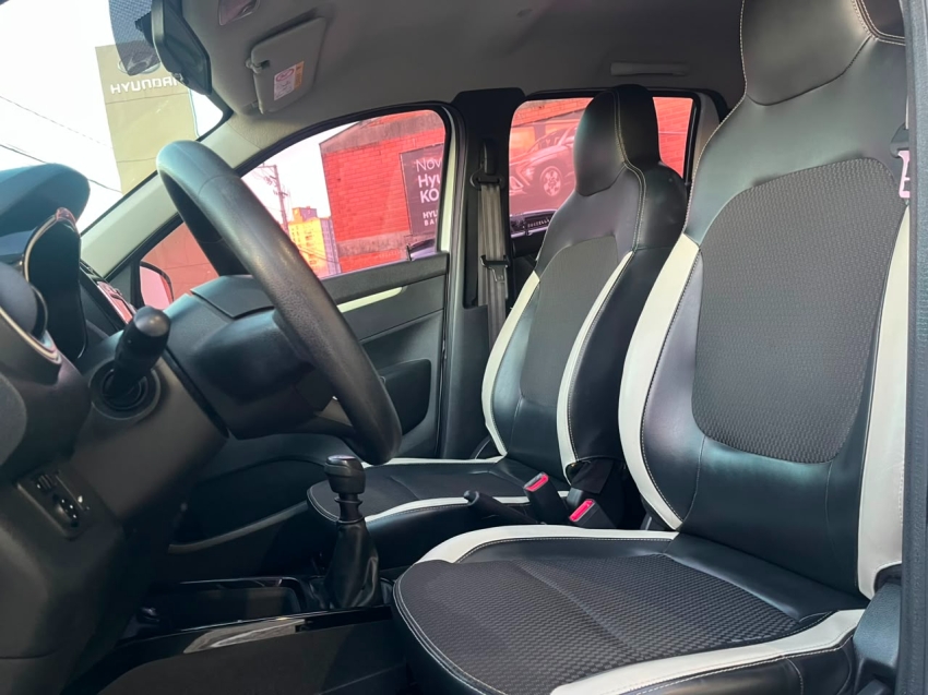 renault kwid 1.0 12v sce flex intense manual 4p 201810