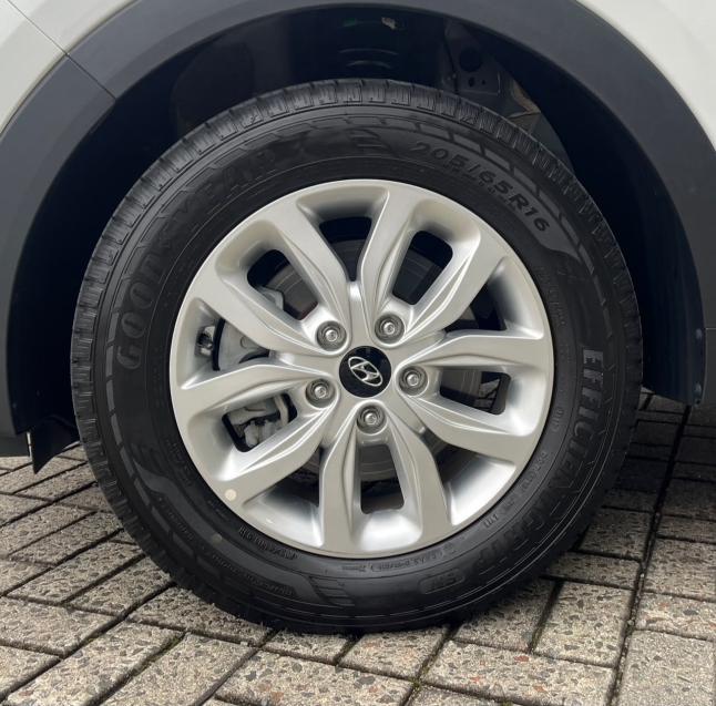 hyundai creta 1.6 16v flex action automatico 4p 202410