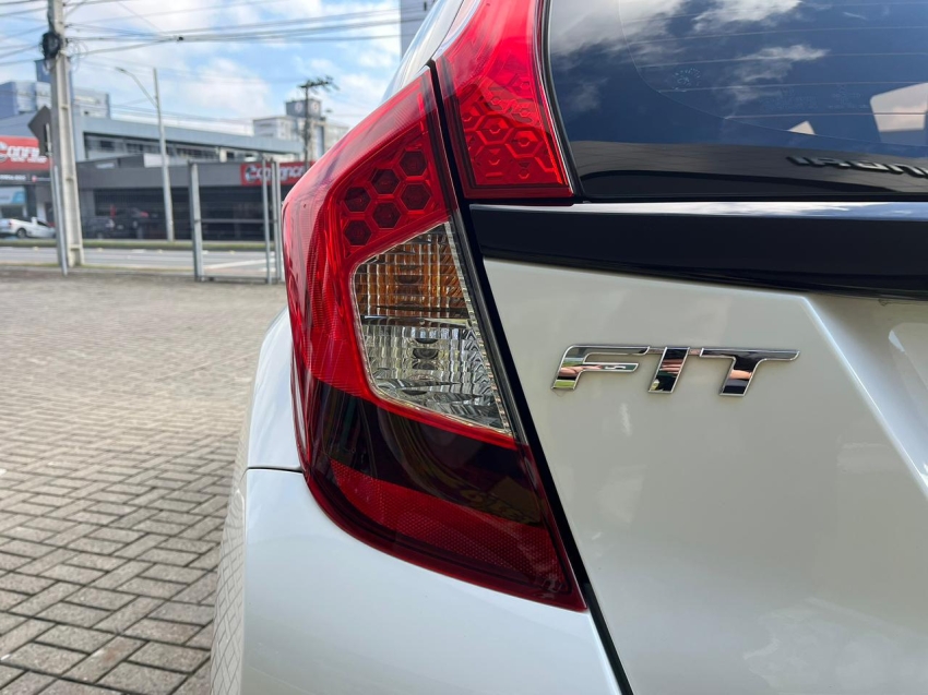 honda fit 1.5 exl 16v flex 4p automatico 20219