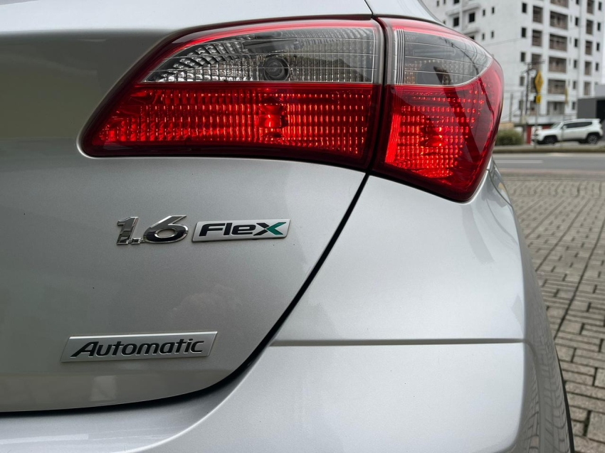 hyundai hb20x 1.6 16v premium flex 4p automatico 20159