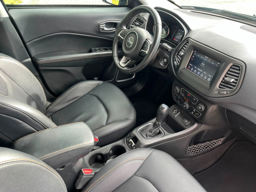 jeep compass 2.0 16v flex sport automatico 4p 202015