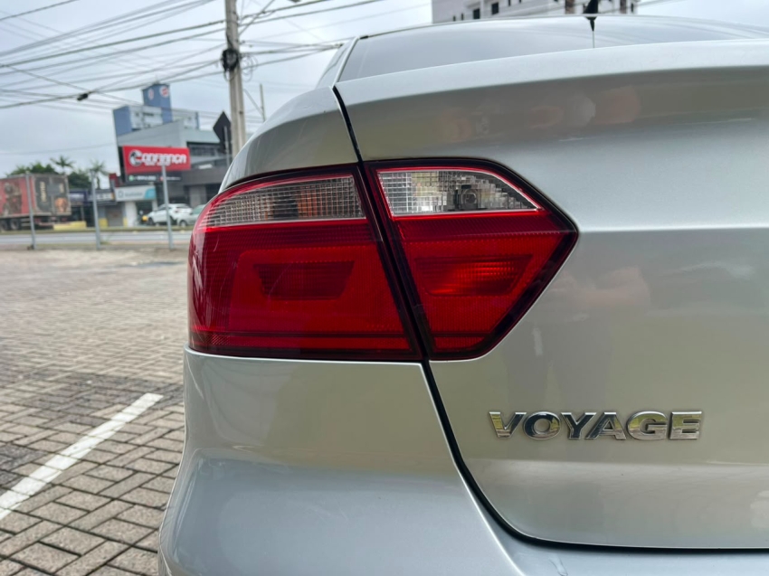 volkswagen voyage 1.0 mi 8v flex 4p manual 20149