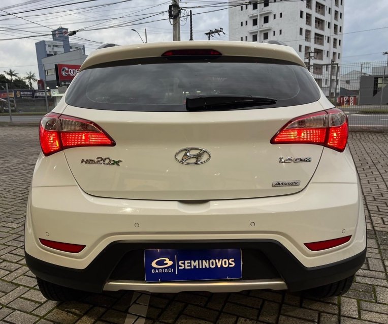 hyundai hb20x 1.6 16v premium flex 4p automatico 20145