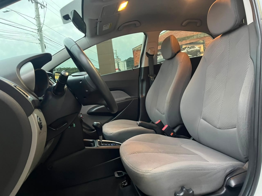 hyundai hb20x 1.6 16v premium flex 4p automatico 201411