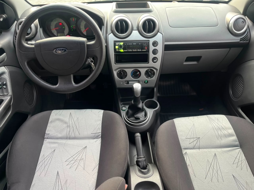 ford fiesta 1.6 mpi class hatch 8v flex 4p manual 200913