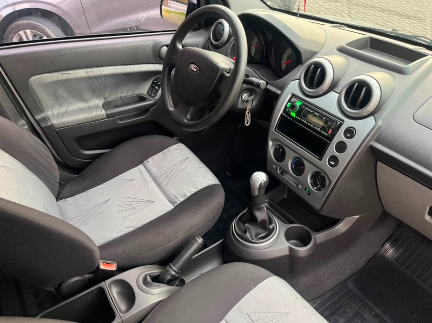 ford fiesta 1.6 mpi class hatch 8v flex 4p manual 200915
