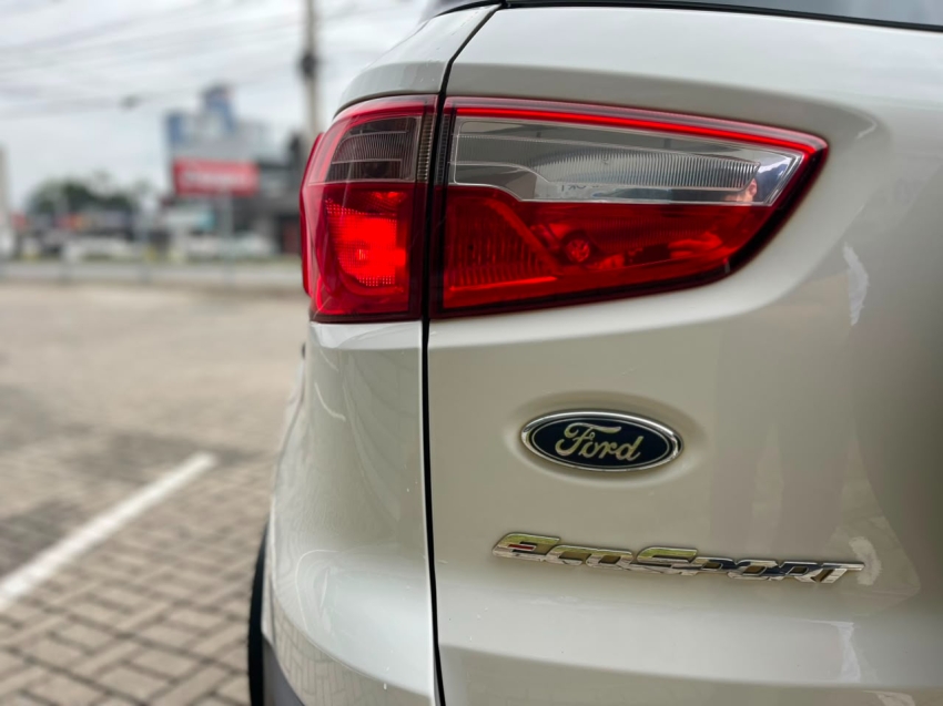 ford ecosport 1.5 ti-vct flex se manual 4p 20199