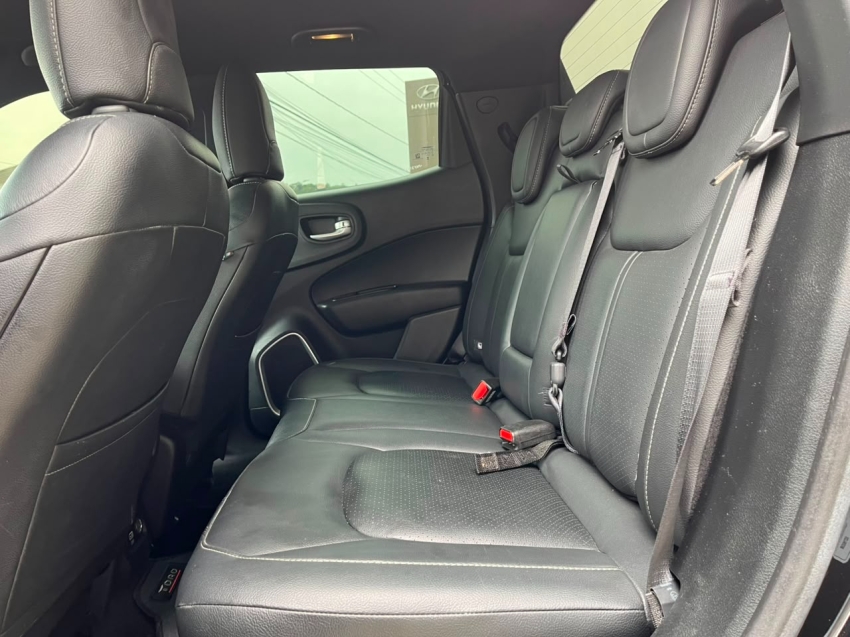 fiat toro 1.3 turbo 270 flex volcano at6 4p automatico 202317