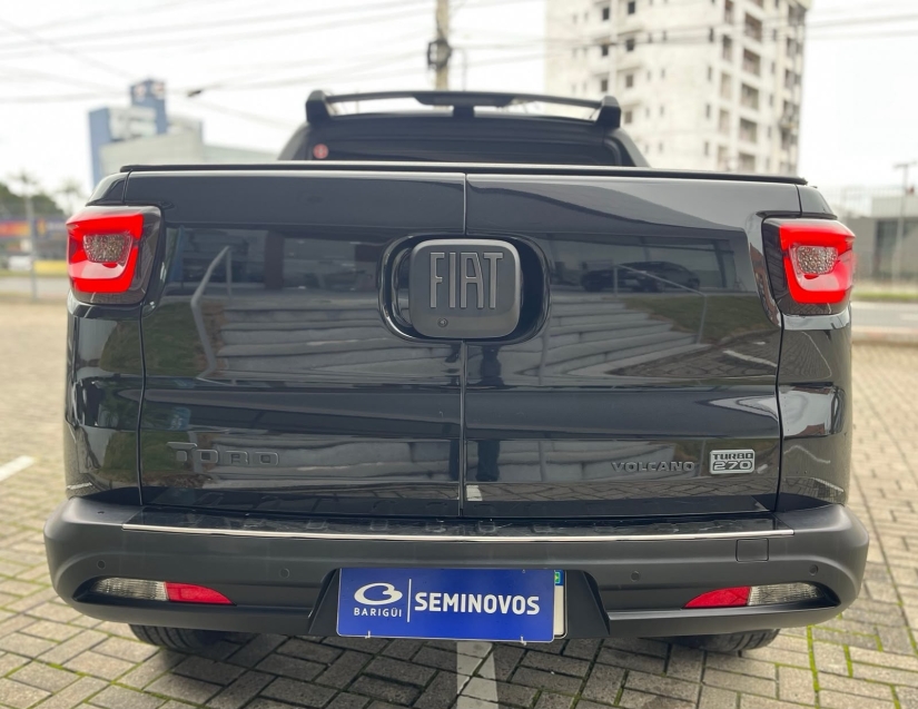 fiat toro 1.3 turbo 270 flex volcano at6 4p automatico 20235