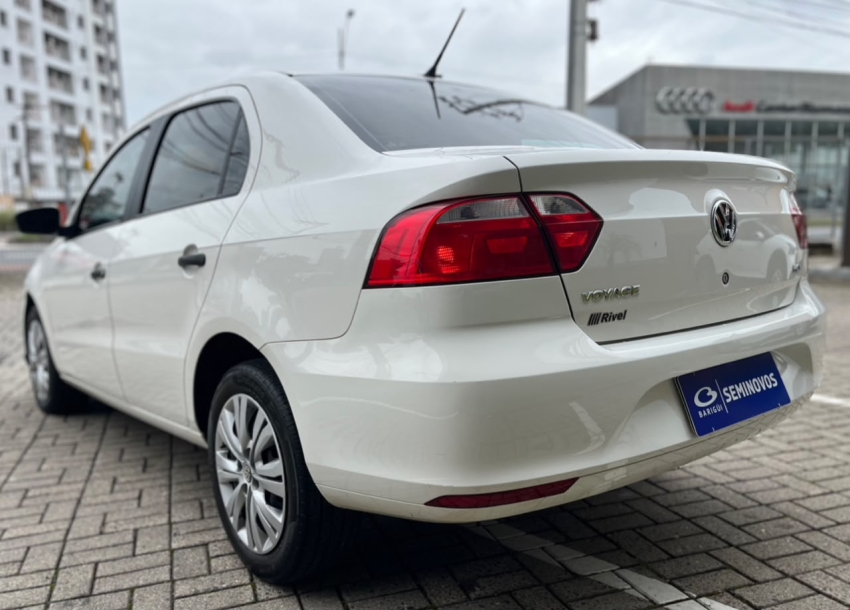 volkswagen voyage 1.6 16v msi totalflex 4p automatico flex 20226