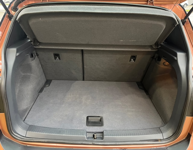 volkswagen t-cross 1.4 250 tsi total flex highline automatico 4p 202020