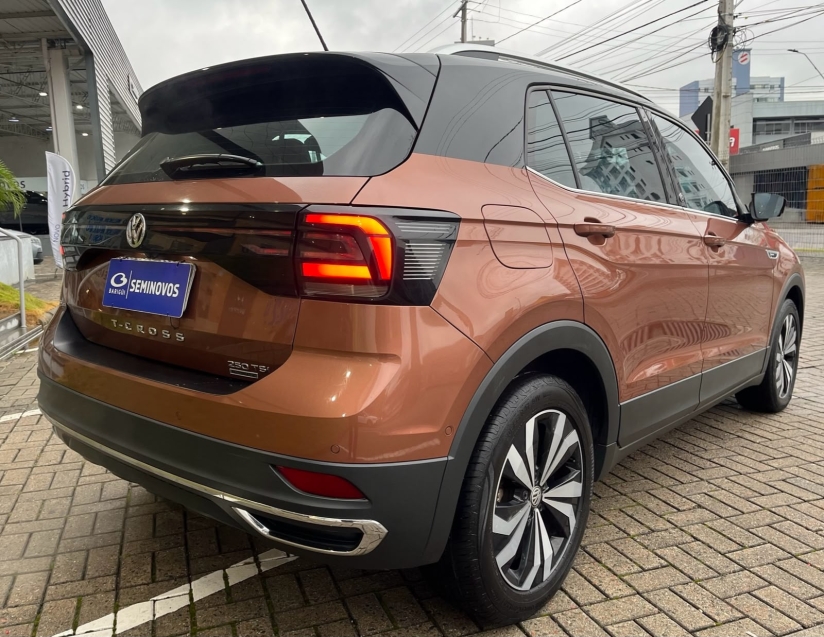 volkswagen t-cross 1.4 250 tsi total flex highline automatico 4p 20204
