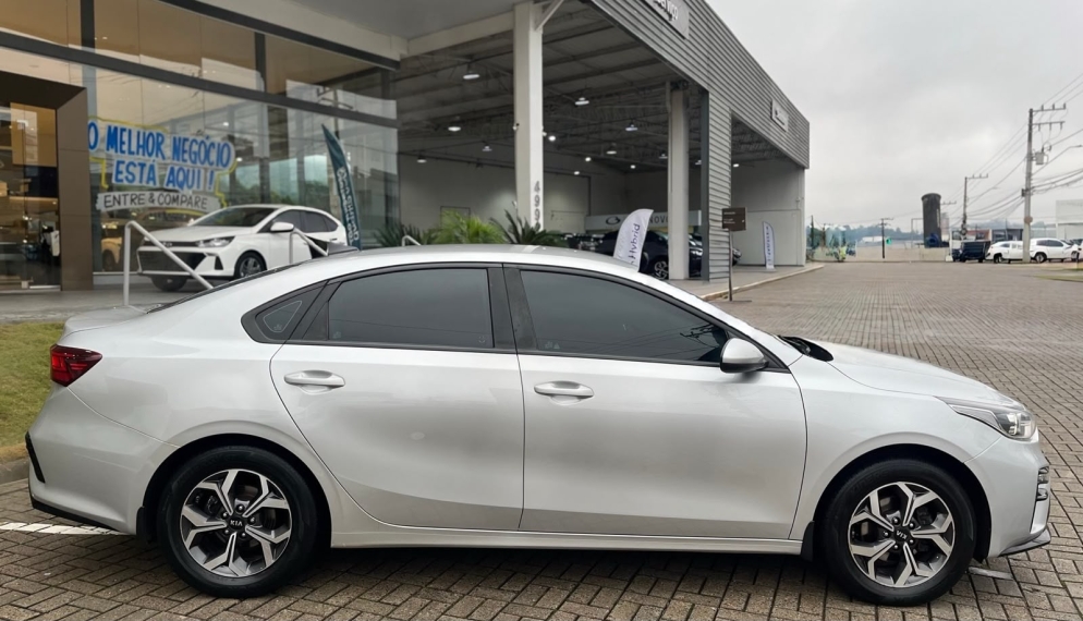 kia cerato 2.0 16v flex ex automatico 4p 20203