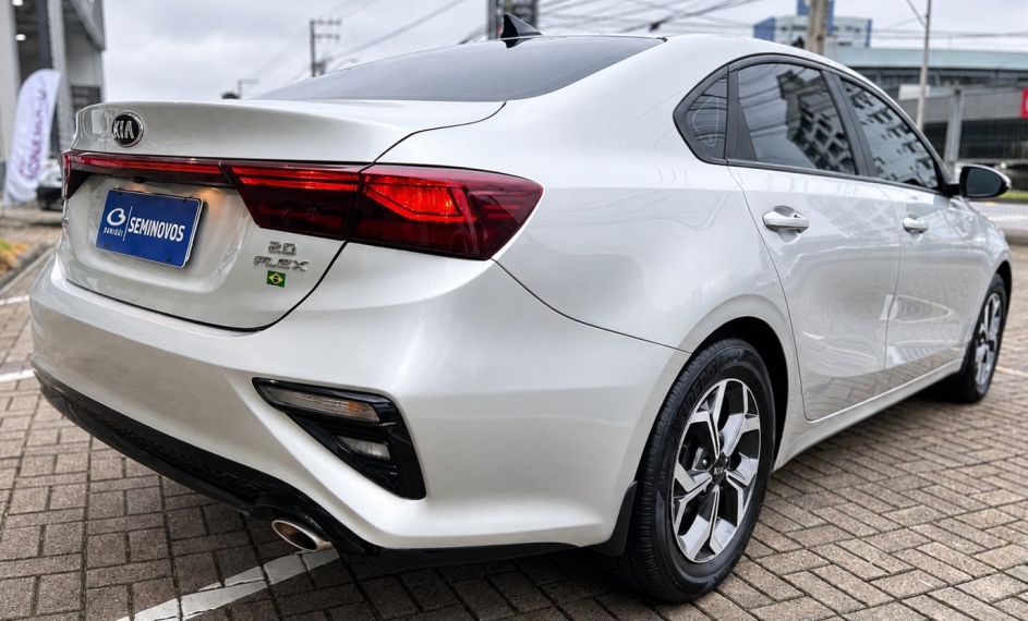 kia cerato 2.0 16v flex ex automatico 4p 20204