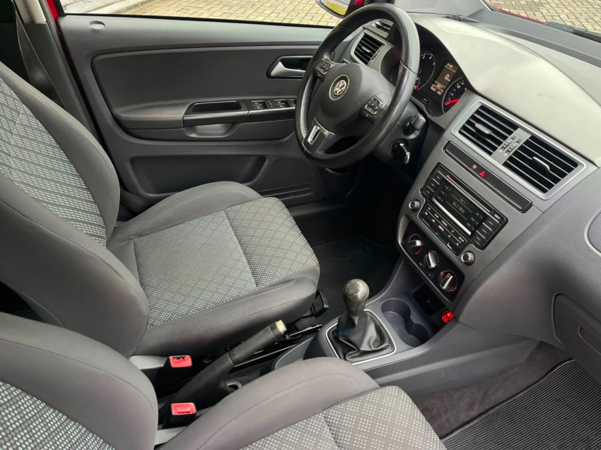 volkswagen fox 1.0 mi trendline 8v flex 4p manual 201515