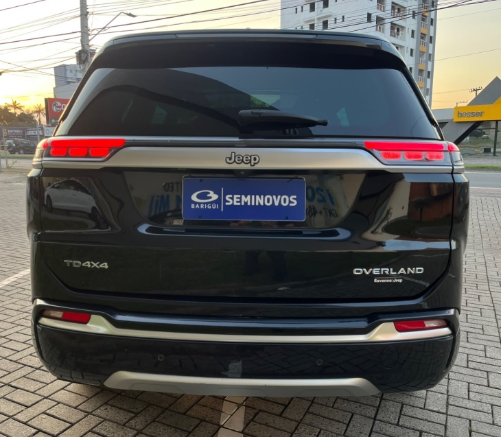 jeep commander 2.0 td380 turbo diesel overland at9 4p automatico 20225