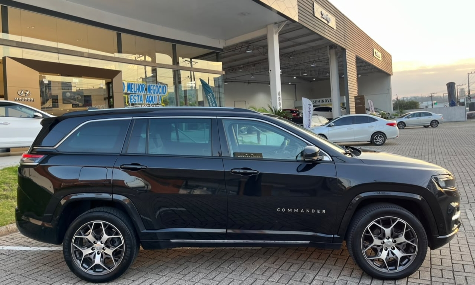 jeep commander 2.0 td380 turbo diesel overland at9 4p automatico 20223